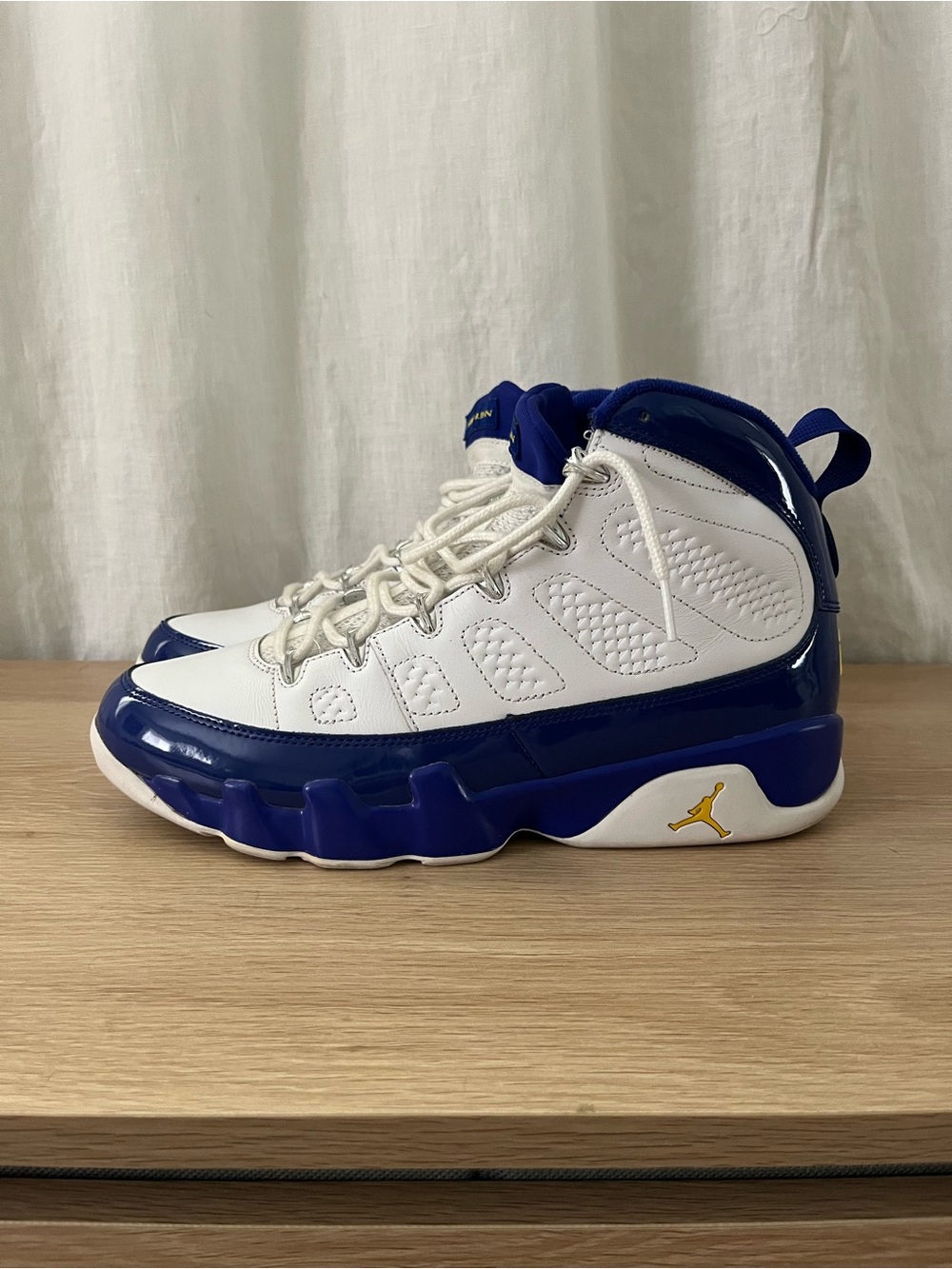 Air Jordan 9 Retro Kobe Bryant PE White Concord Tour Yellow Size 10